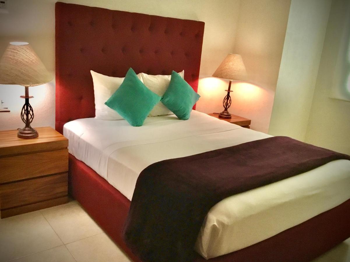 Apartamentos Grand Venetian פוארטו ואלארטה מראה חיצוני תמונה